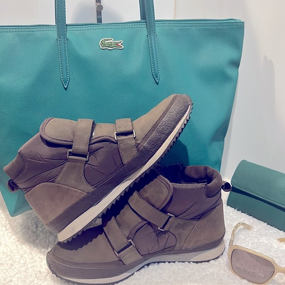 💥 HOST PICK 💥Lacoste Bag with Free Ankle Booties, Wallet & Sunglasses LACOSTE - Picture 9 of 15